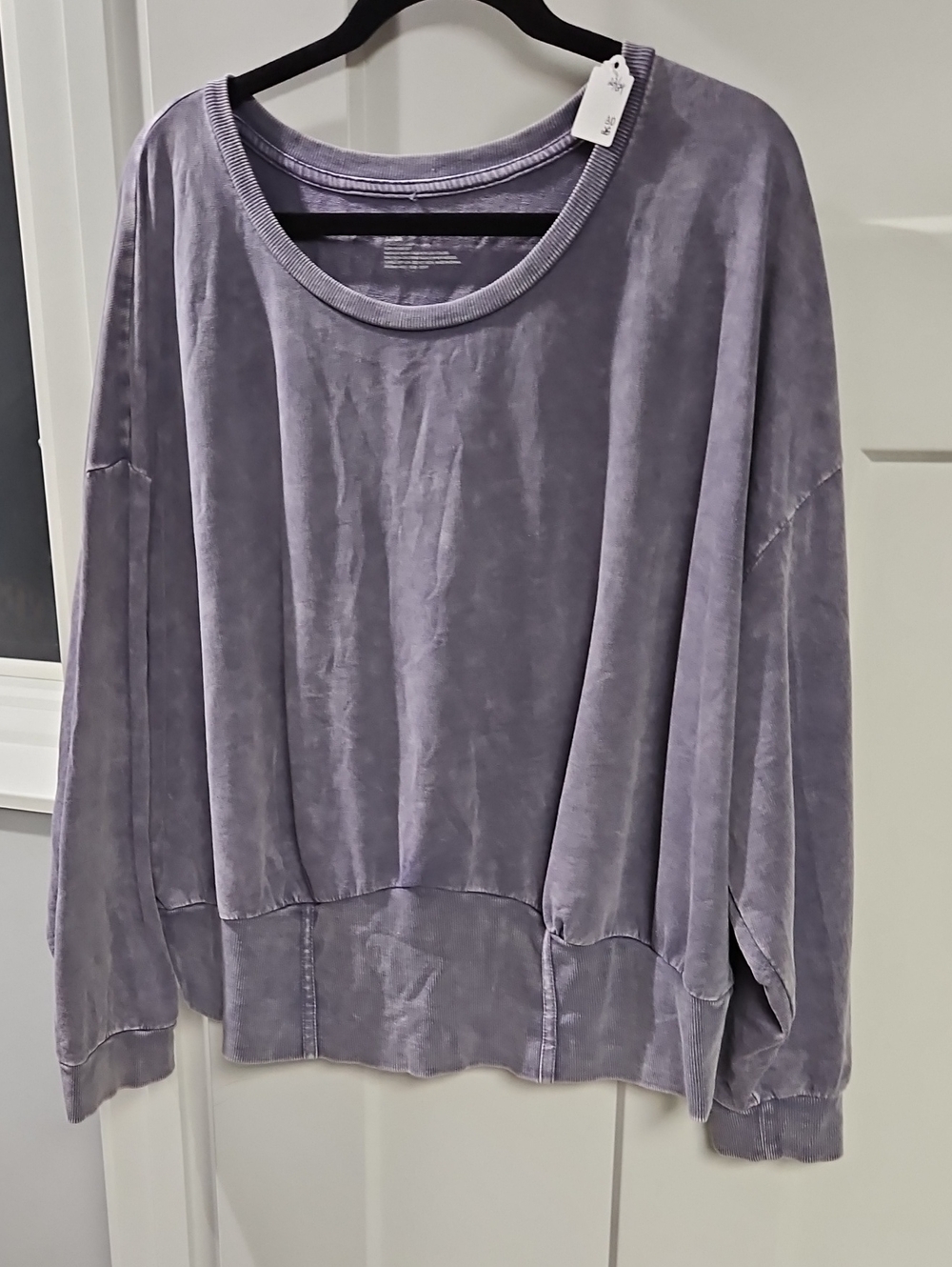 Livi Active Washed Lilac Relaxed Pullover Sweatshirt